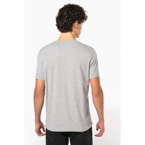 Camiseta con elastano cuello de pico hombre