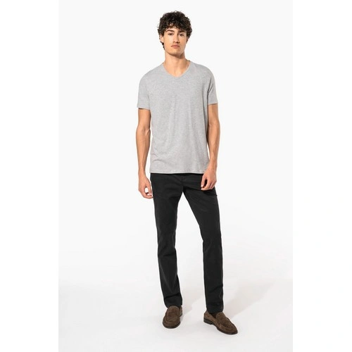 Camiseta con elastano cuello de pico hombre