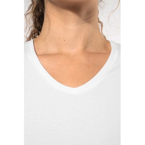 Camiseta con elastano cuello de pico mujer