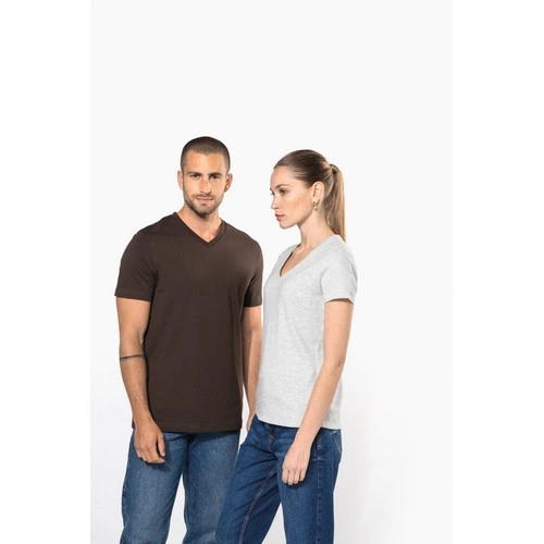 Camiseta manga corta y cuello de pico