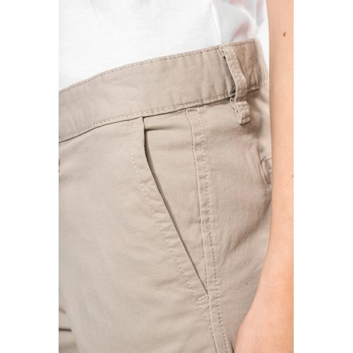 Bermuda chino mujer