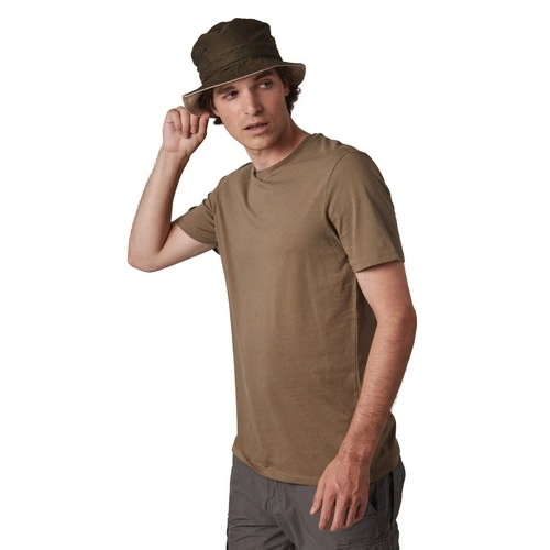 Sombrero Bob voyager