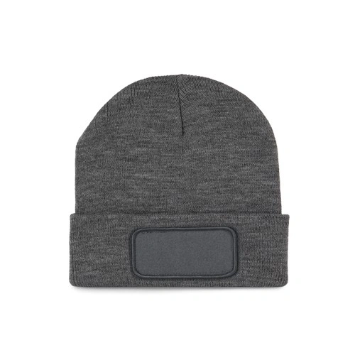 Gorro reciclado con parche