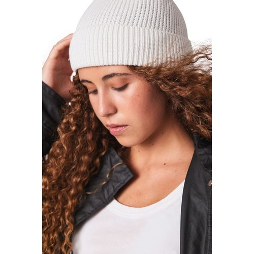Gorro de canalé con dobladillo