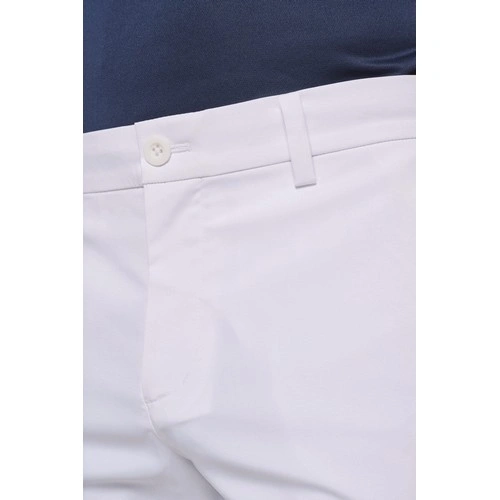 Bermudas hombre