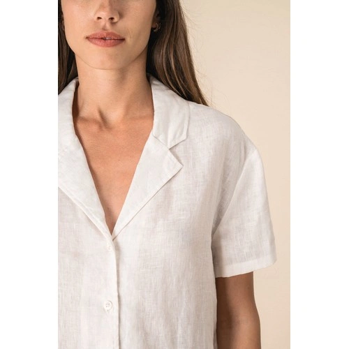 Camisa manga corta de lino y cuello bowling mujer