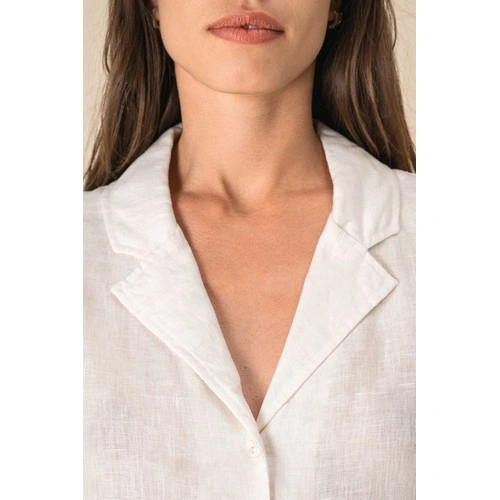 Camisa manga corta de lino y cuello bowling mujer