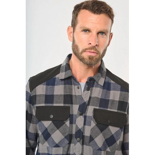 Camisa a cuadros con bolsillos