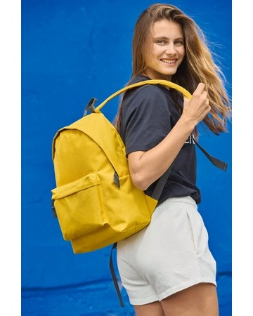 Mochila clásica poliéster cómoda y resistente