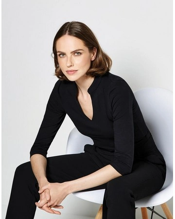 Camiseta cuello mandarin ajuste perfecto 200gsm