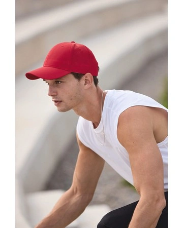 Gorra deportiva poliéster look atlético 120gsm
