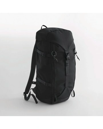 Mochila active outdoor 30 litros con funda impermeable integrada